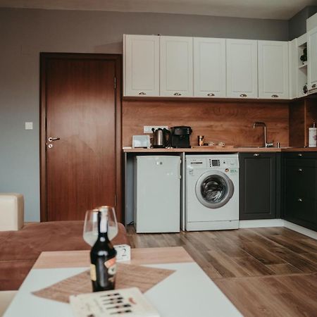 Tyulev Apartment 2 Warna Zewnętrze zdjęcie