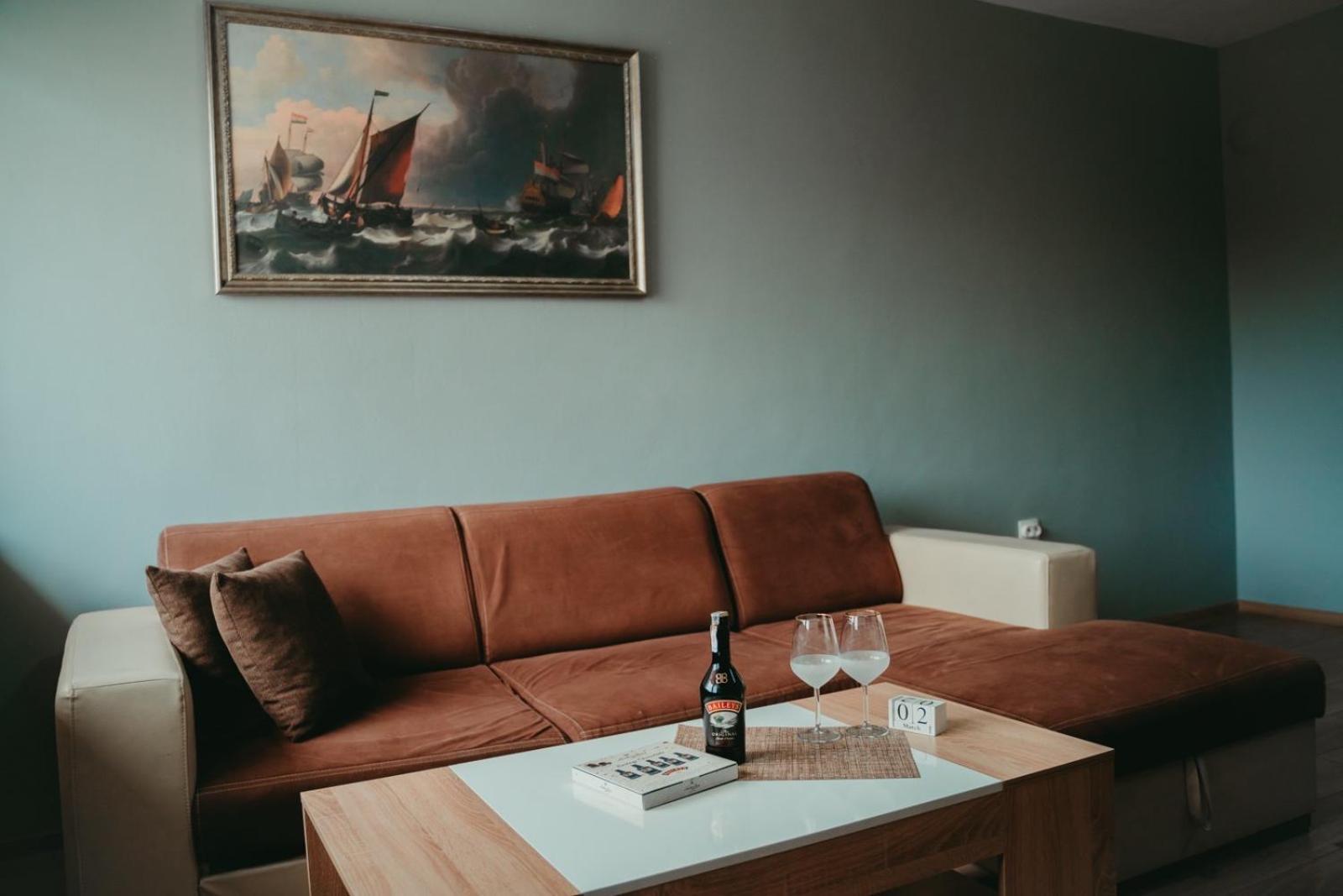 Tyulev Apartment 2 Warna Zewnętrze zdjęcie