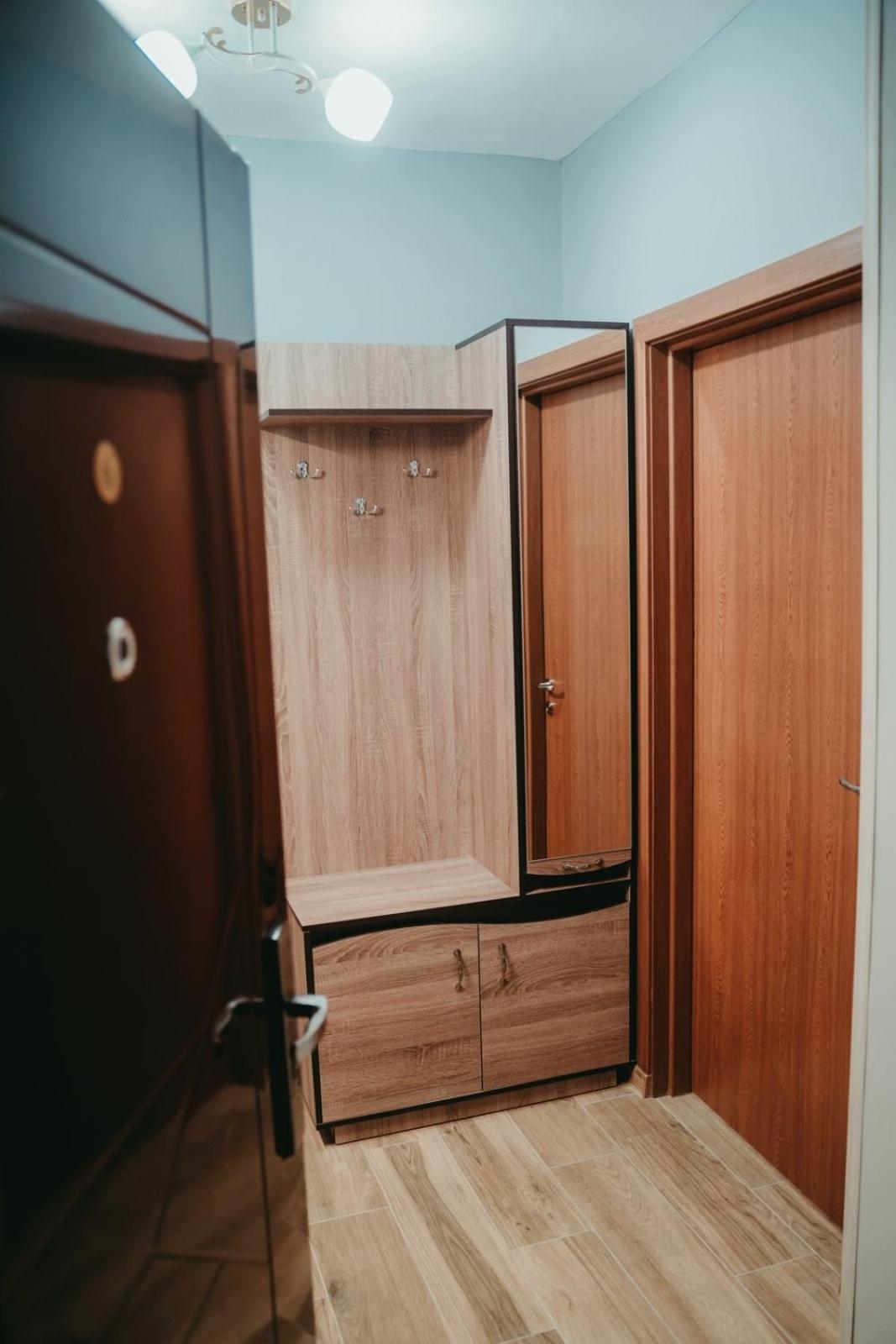 Tyulev Apartment 2 Warna Zewnętrze zdjęcie