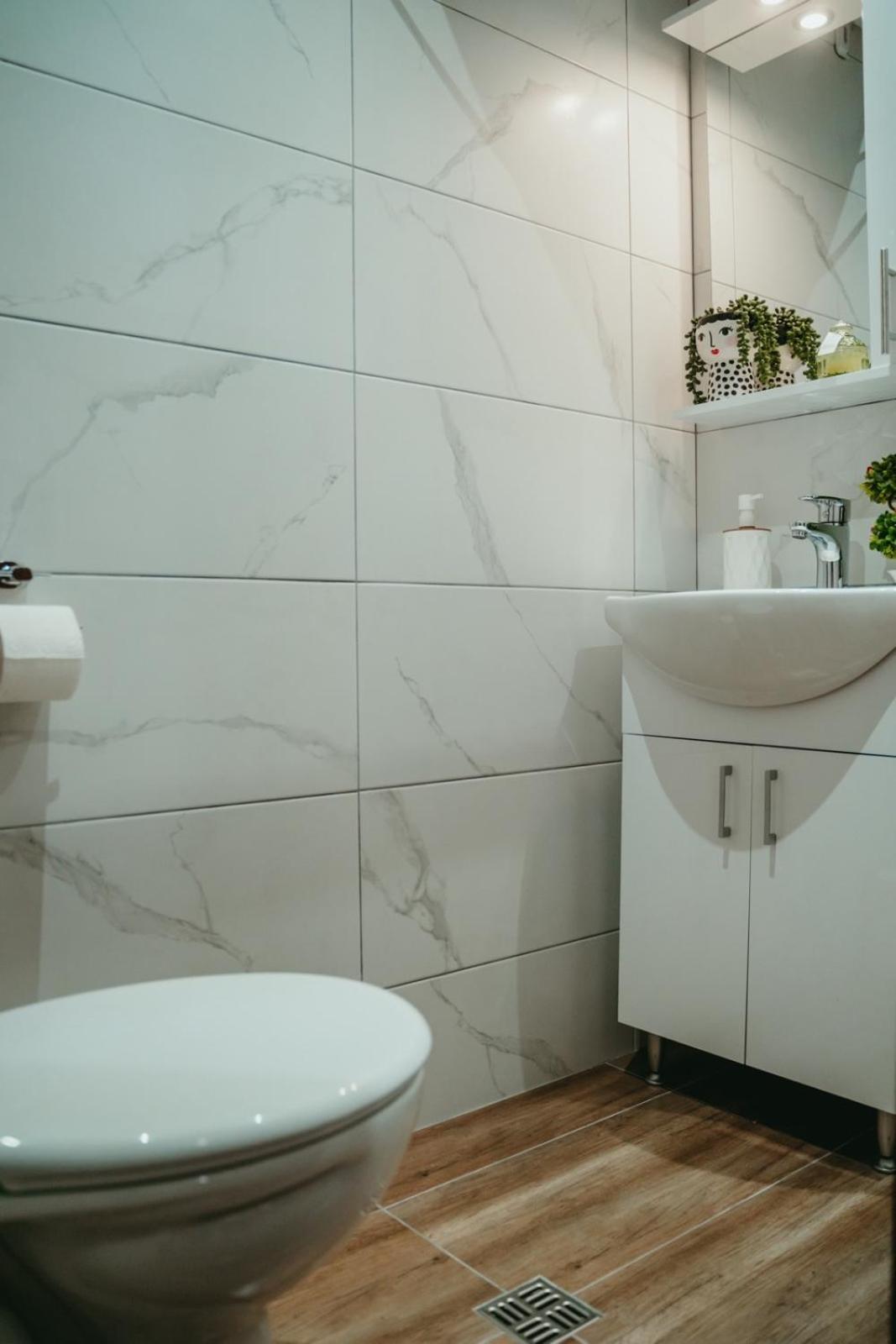 Tyulev Apartment 2 Warna Zewnętrze zdjęcie